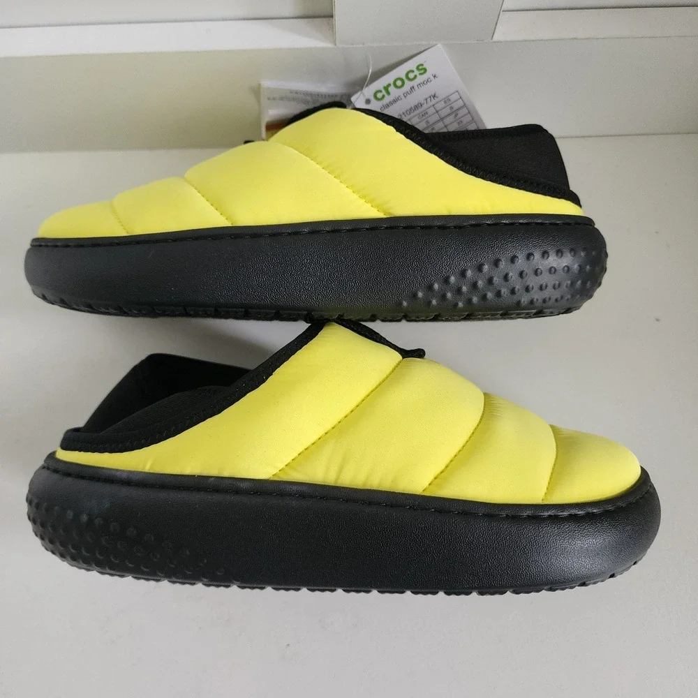 Crocs Classic Puff Moc K Kids Yellow Black Quilted Puffer Slippers J5 210589-77K